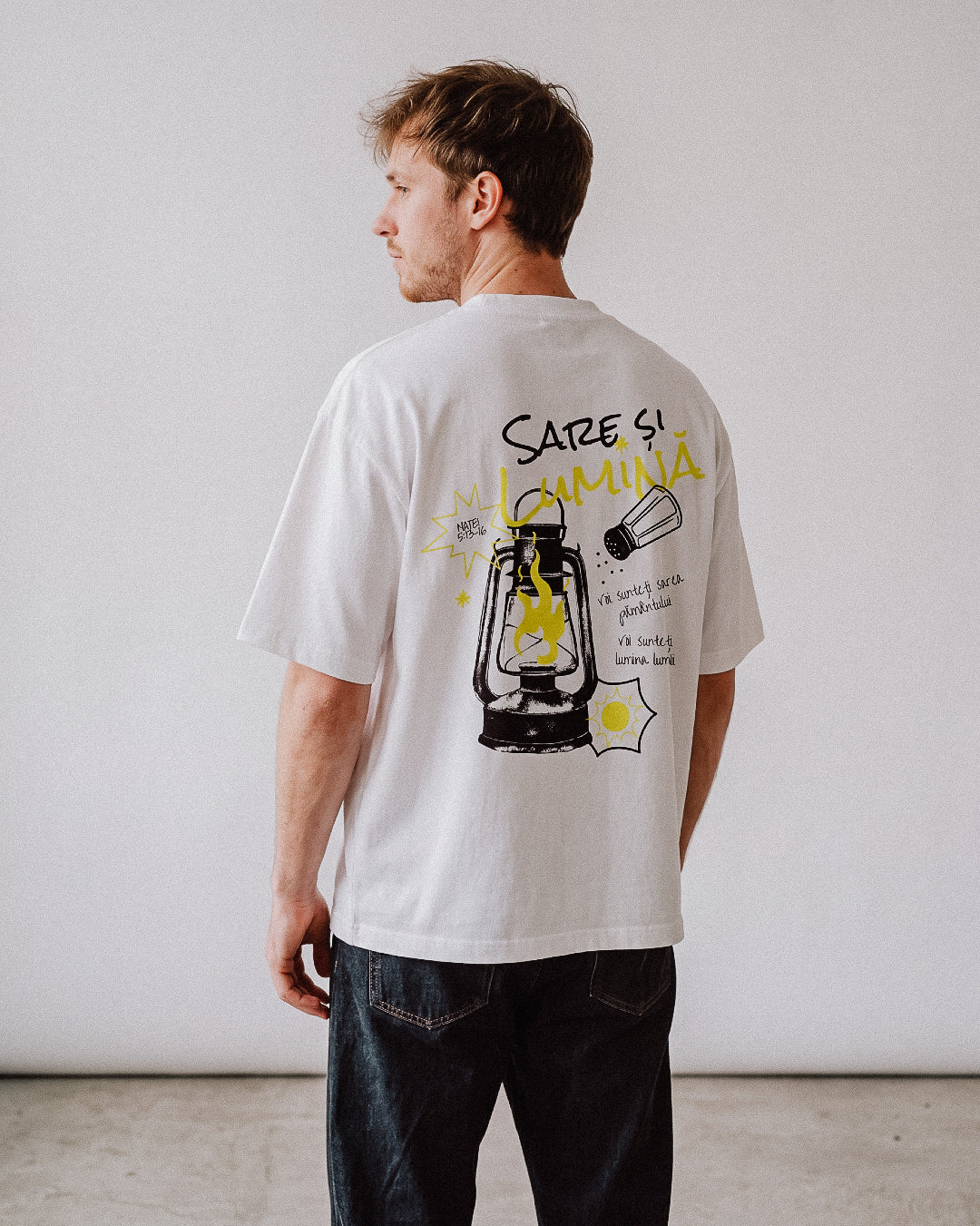 OVERSIZED T-SHIRT SARE SI LUMINA - man-model-2.jpg - 7