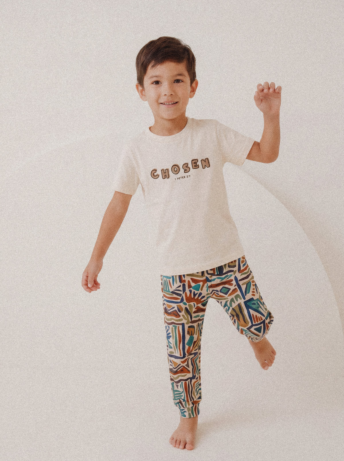 KIDS REGULAR FIT T-SHIRT CHOSEN - model-1.jpg - 2