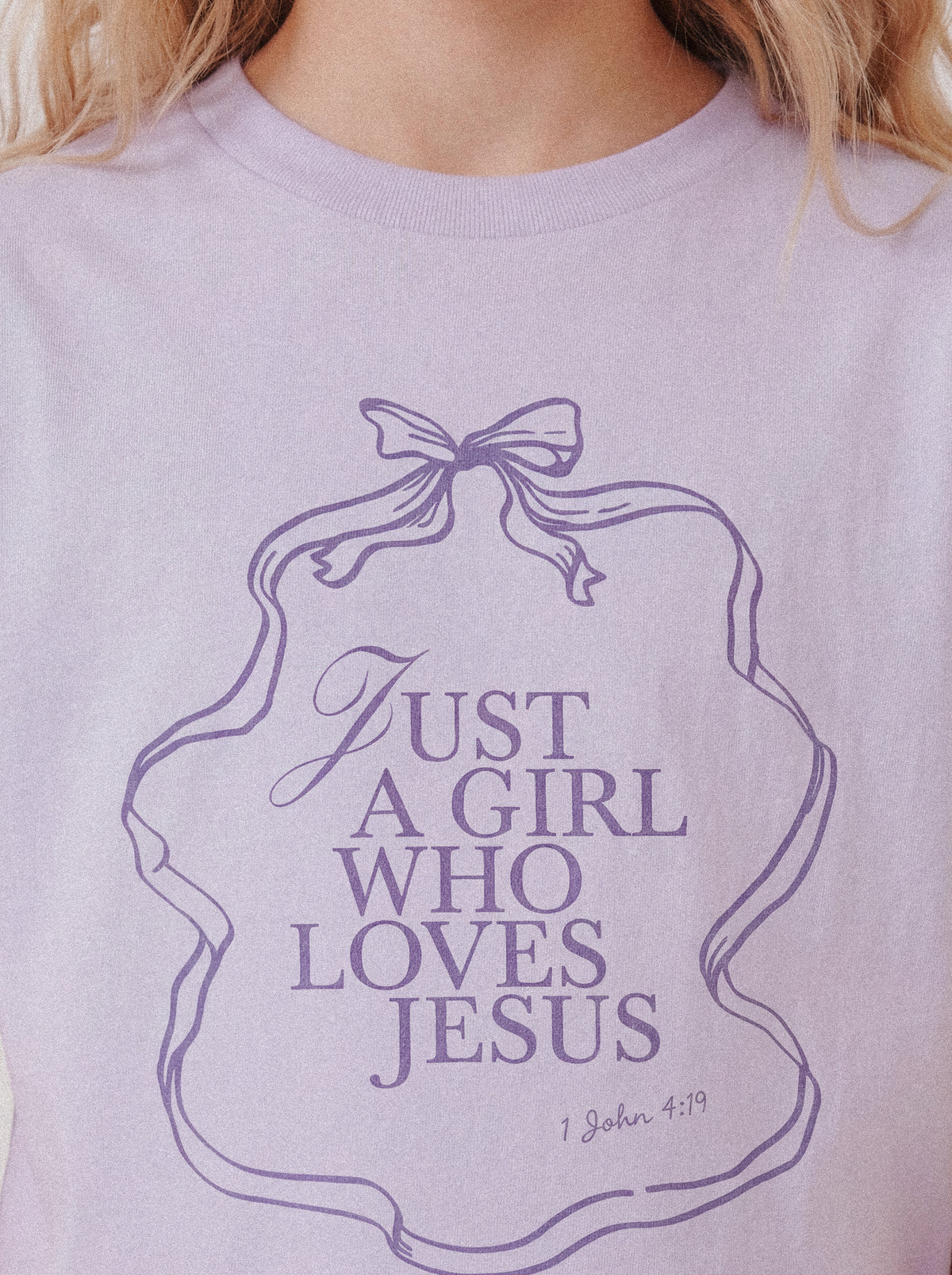 KIDS REGULAR FIT T-SHIRT JUST A GIRL WHO LOVES JESUS - model-2.jpg - 4