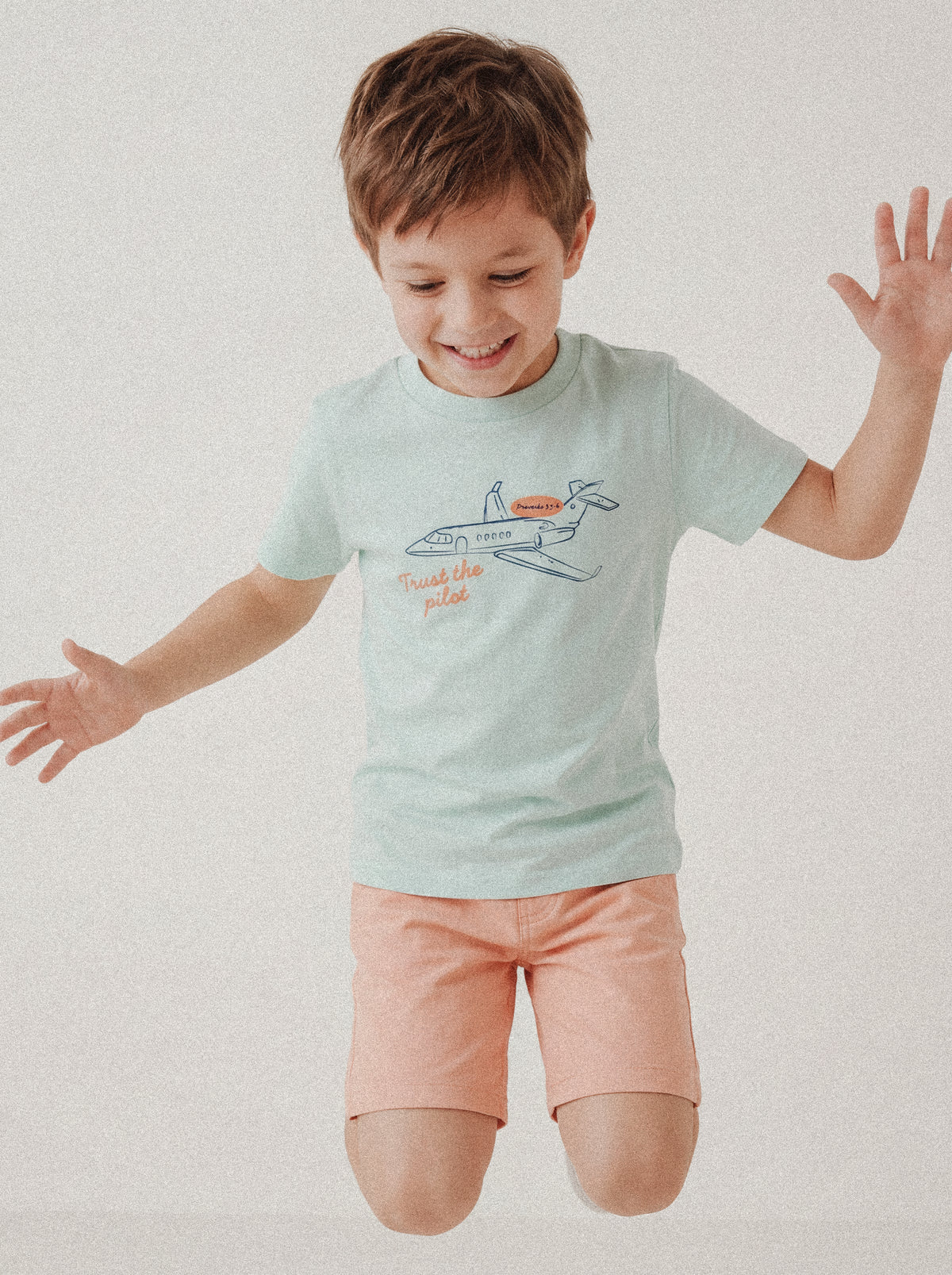 KIDS REGULAR FIT T-SHIRT TRUST THE PILOT - model-2.jpg - 3