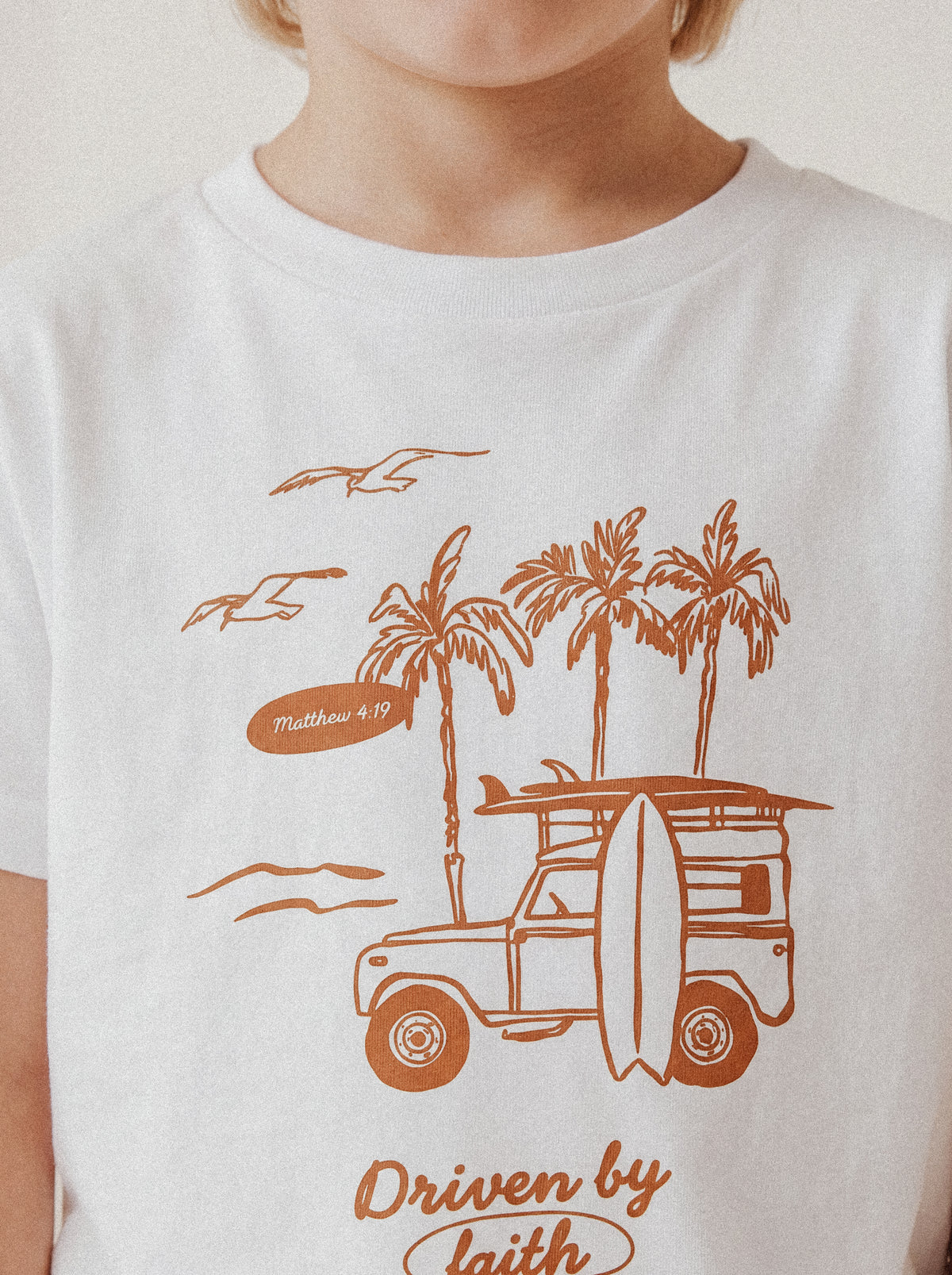 KIDS REGULAR FIT T-SHIRT DRIVEN BY FAITH - model-2.jpg - 3