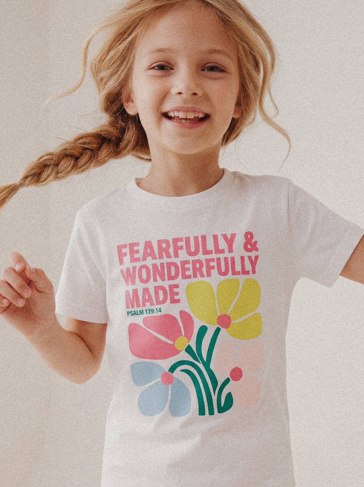 KIDS T-SHIRT FEARFULLY AND WONDERFULLY MADE - model-3.jpg - 5