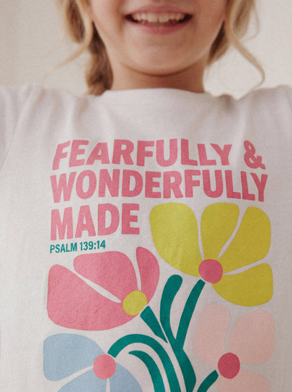KIDS T-SHIRT FEARFULLY AND WONDERFULLY MADE - model-4.jpg - 4
