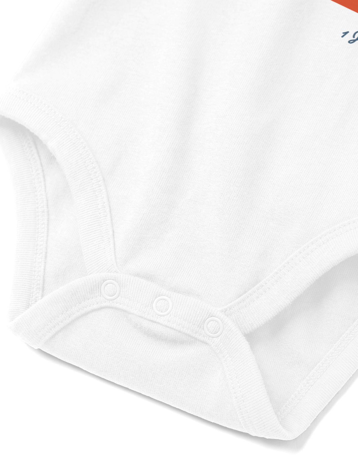 LOVE - white-front-close-3.png - 7